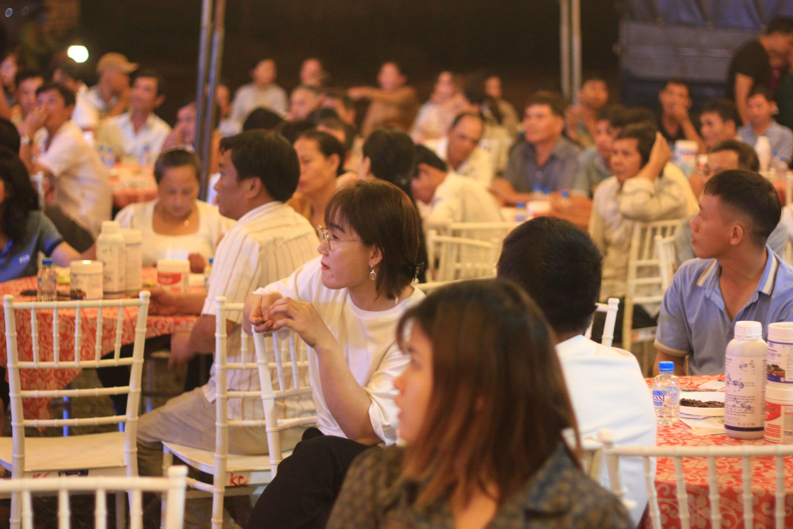 Lắng nghe chia sẻ của chuyên gia trong ngành
